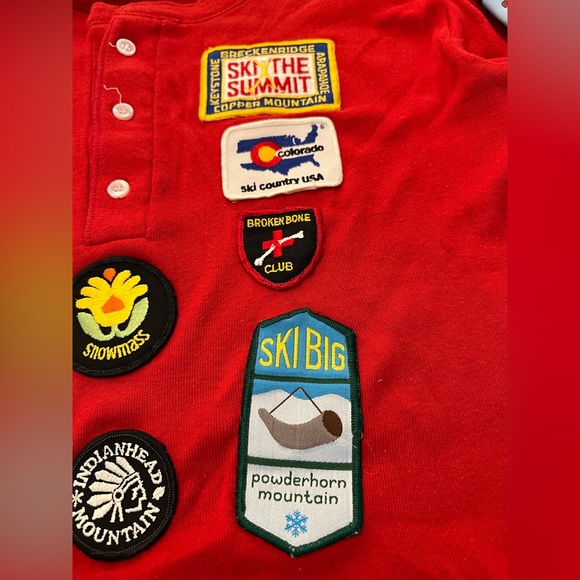 Vintage 1984 ski shirt with patches - Picture 11 of 12